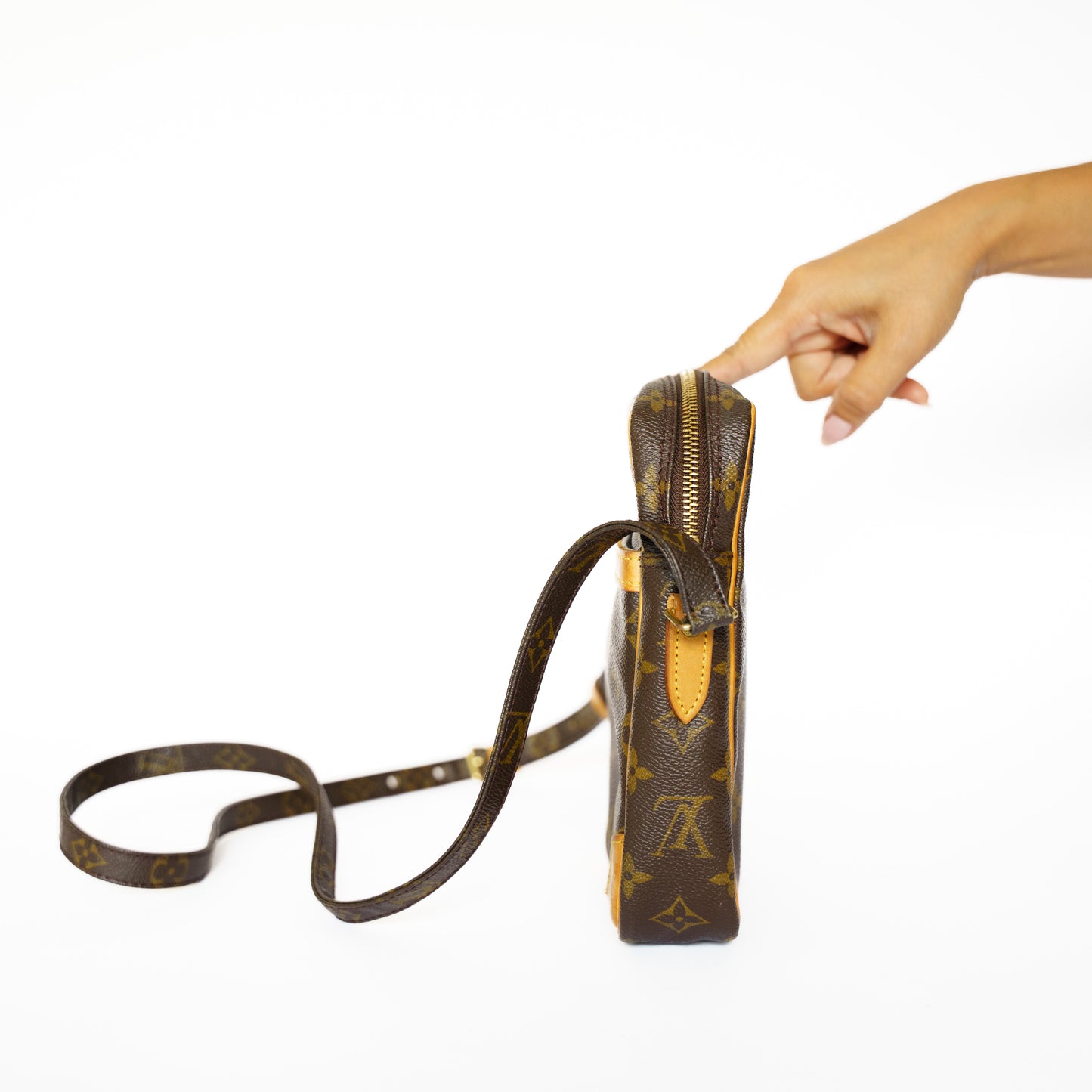 Louis Vuitton Monogram Danube SL0030 250925B64