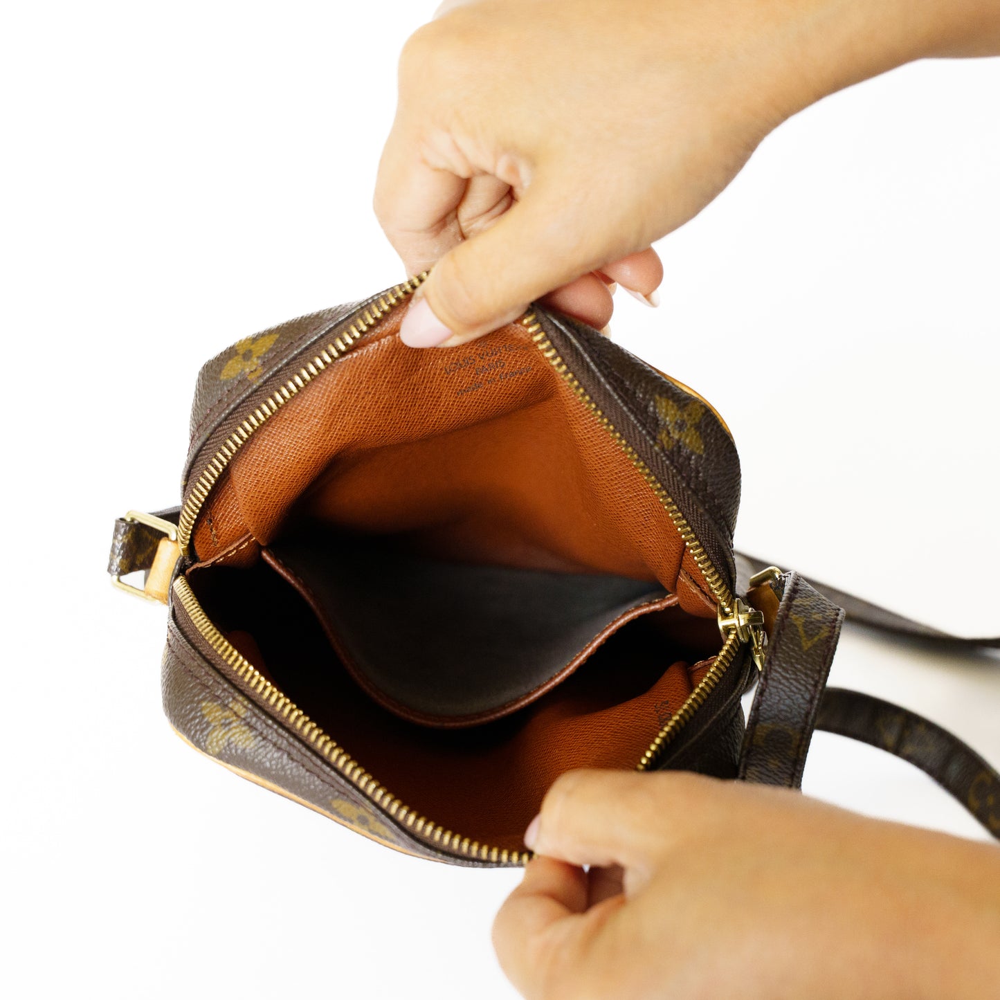 Louis Vuitton Monogram Danube SL0030 250925B64