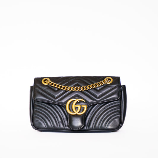Gucci Marmont Medium Shoulder Bag in Black Leather with Gold Hardware