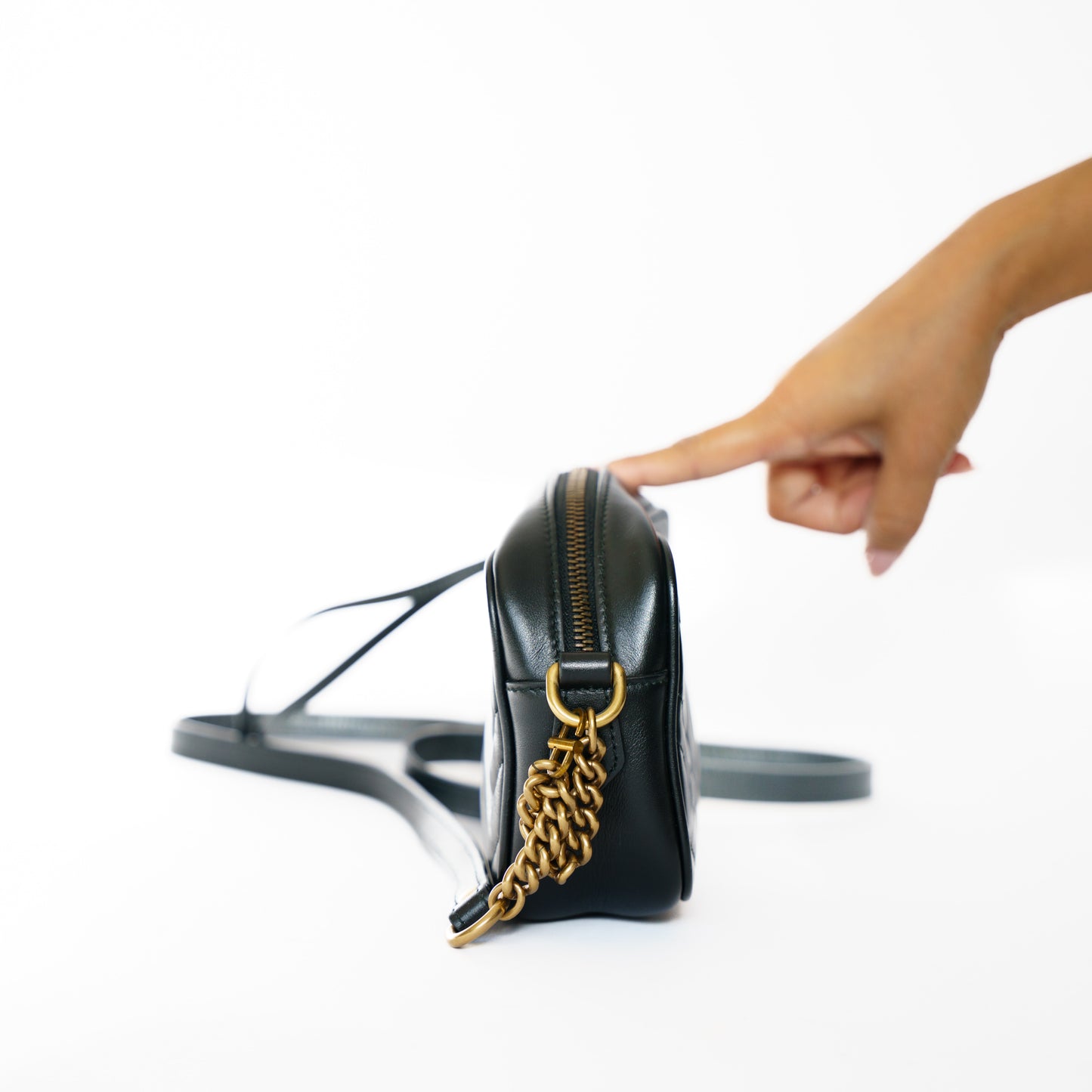 Gucc Mini i Marmont  Camera Bag in Black Leather