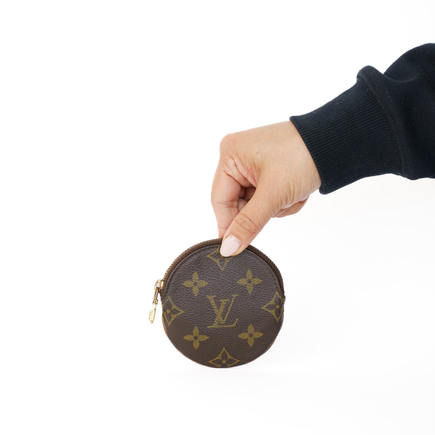 Louis Vuitton round Coin Purse in Monogram 290126B14
