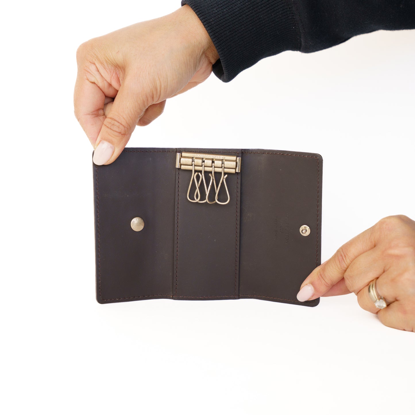Louis Vuitton 4 Key Holder Monogram Matte Leather BA0023 290126B22