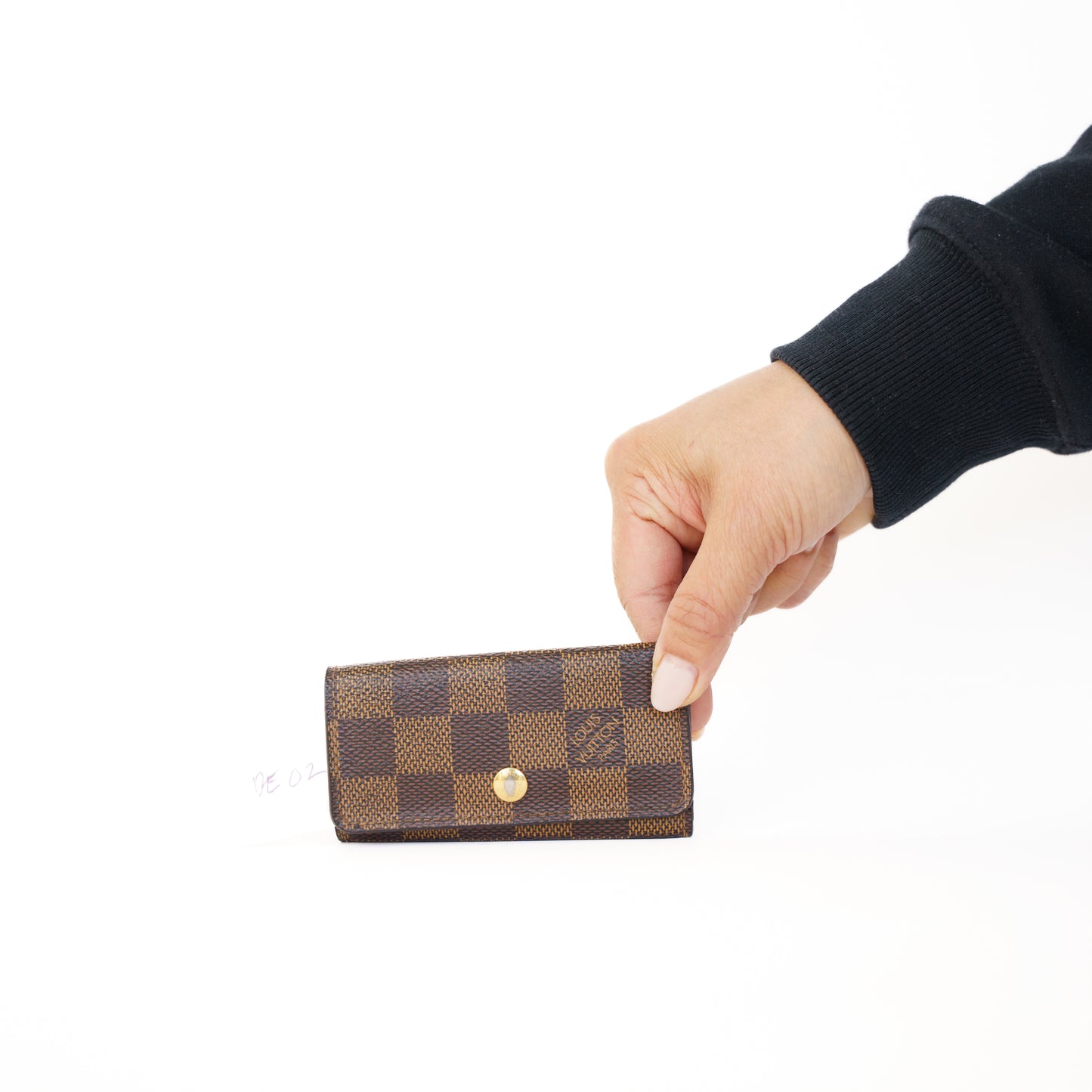 Louis Vuitton 4 Key Holder in Damier Ebene 290126B31