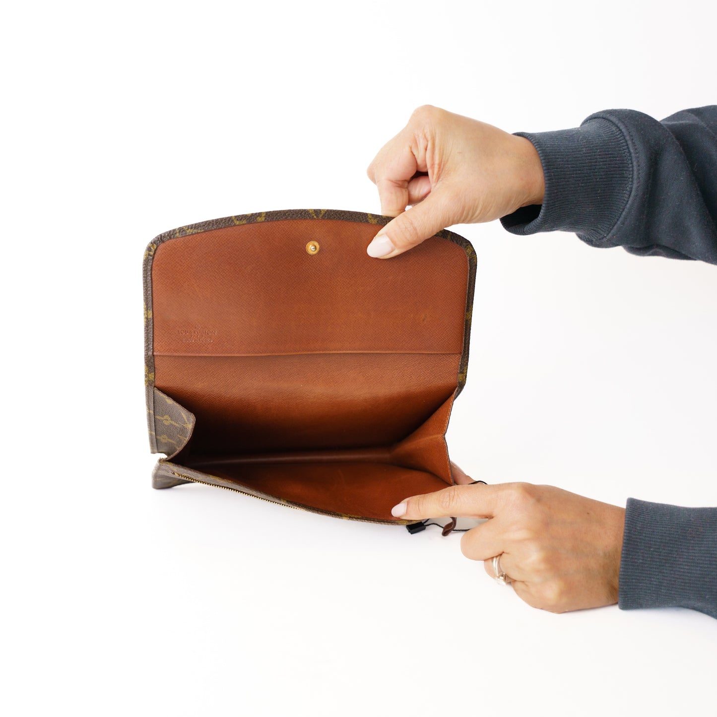 Louis Vuitton Pochette Rabat 20 in Monogram Canvas 8901 AN 280126B01