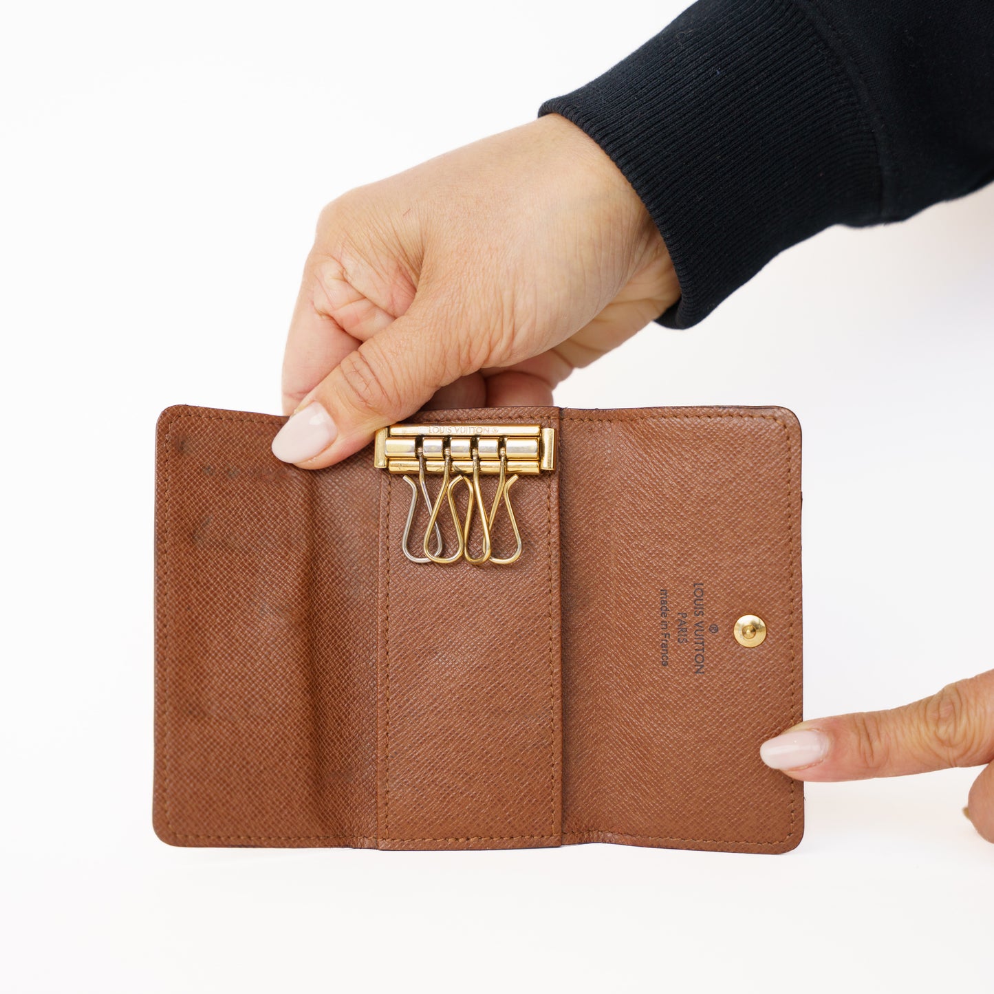 Louis Vuitton 4 Key Holder in Monogram CT1110 280126B11