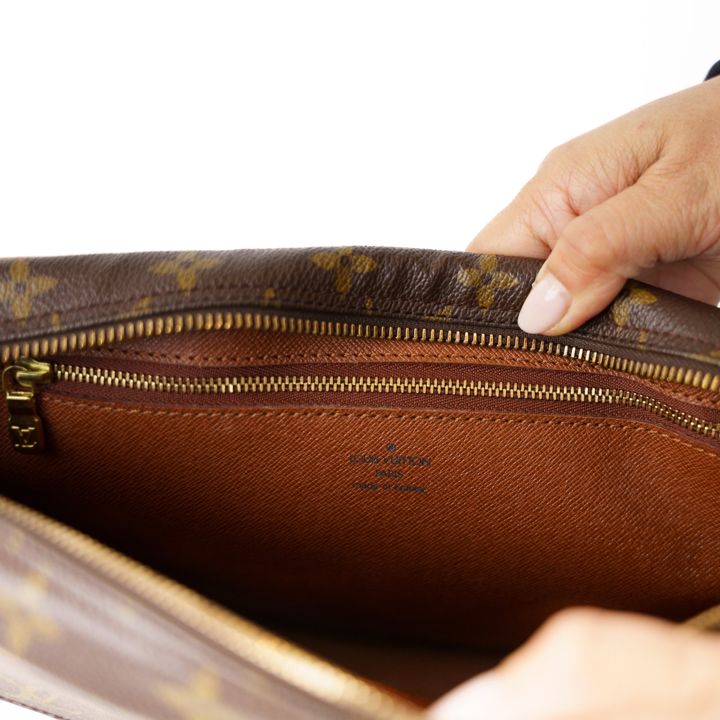 Louis Vuitton Jeune Fille GM Crossbody in Monogram Canvas 290126B06