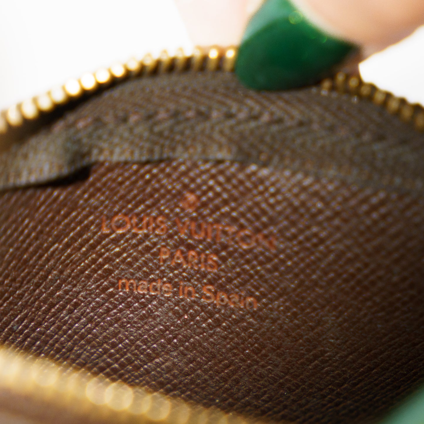 Louis Vuitton Key Cles Pouch in Damier Ebene 060125B26