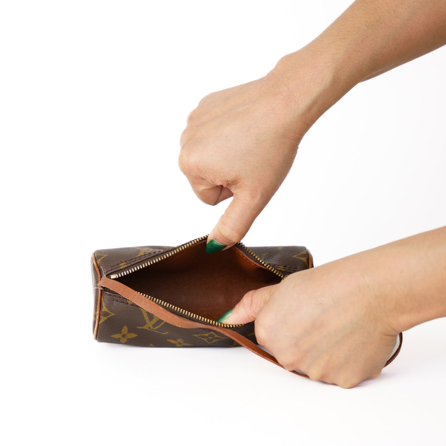 Louis Vuitton Mini Papillon Bag in Monogram 060125B04