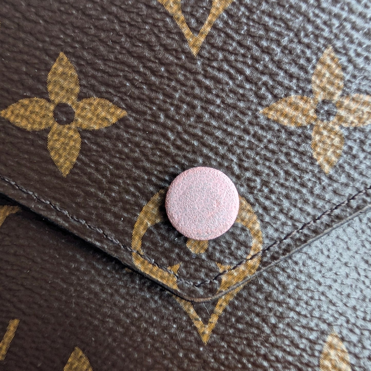 Louis Vuitton Victorine Wallet Rose Ballerine in Monogram 280526L05