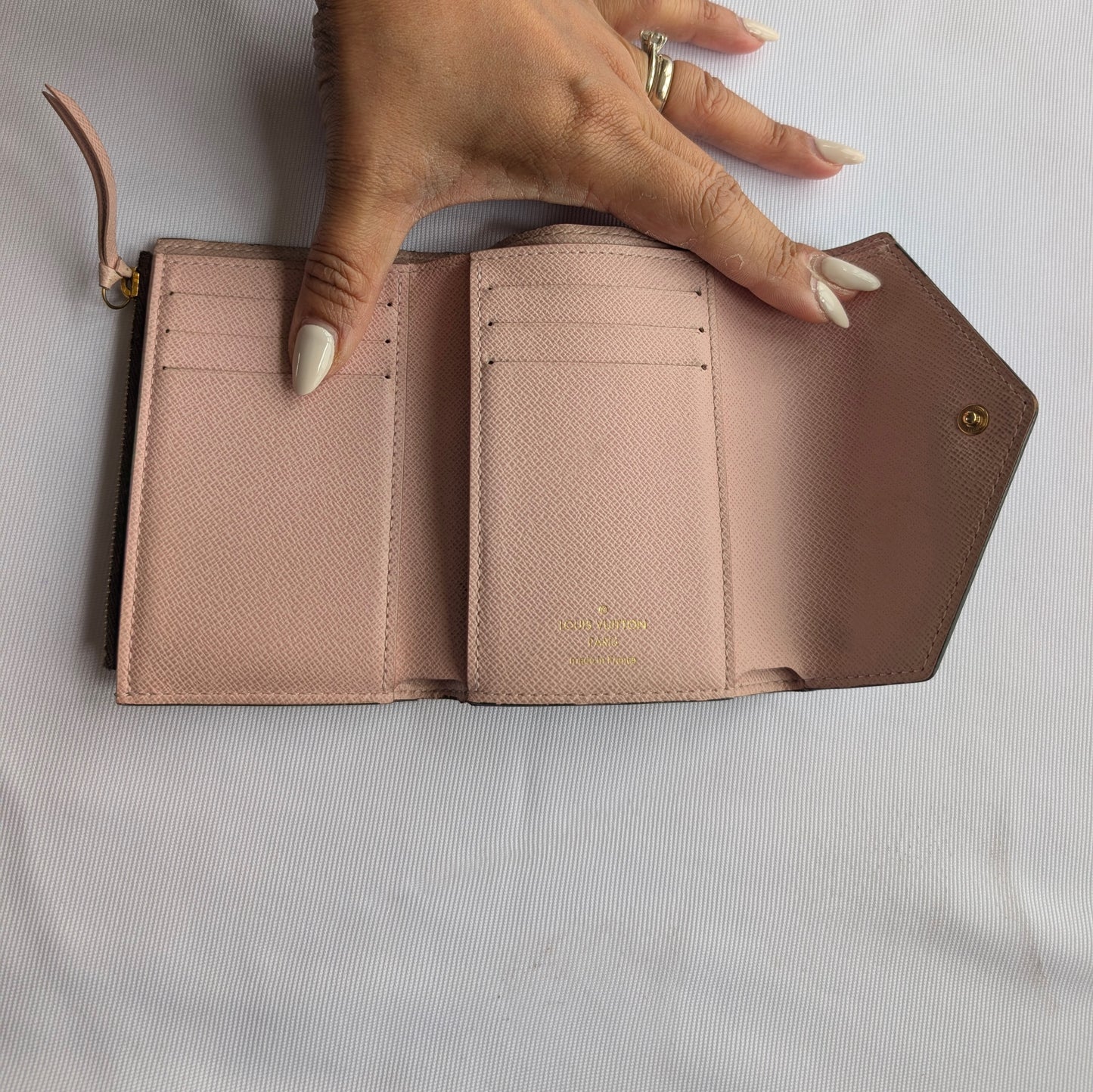 Louis Vuitton Victorine Wallet Rose Ballerine in Monogram 280526L05