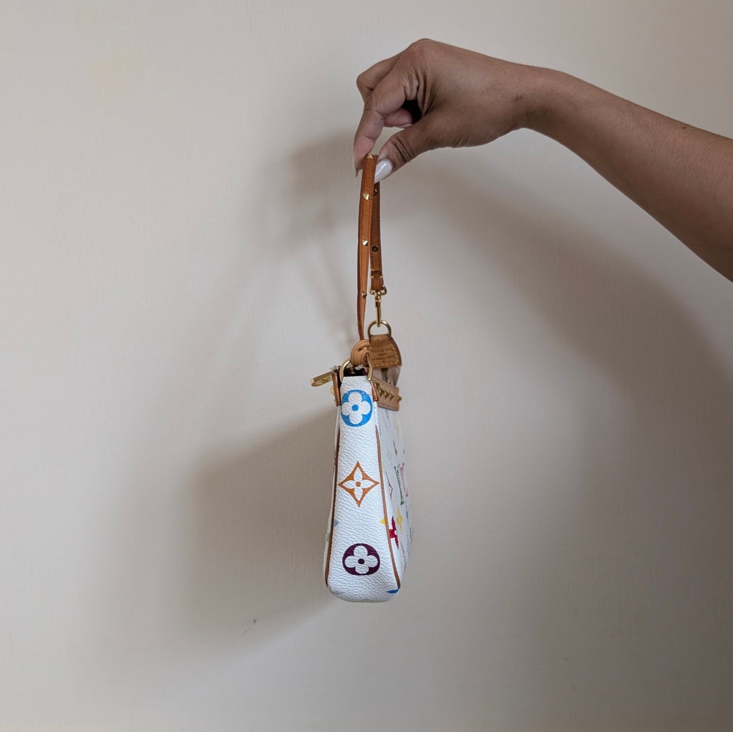 Louis Vuitton Pochette Accesoires in White Murakami 030626A01