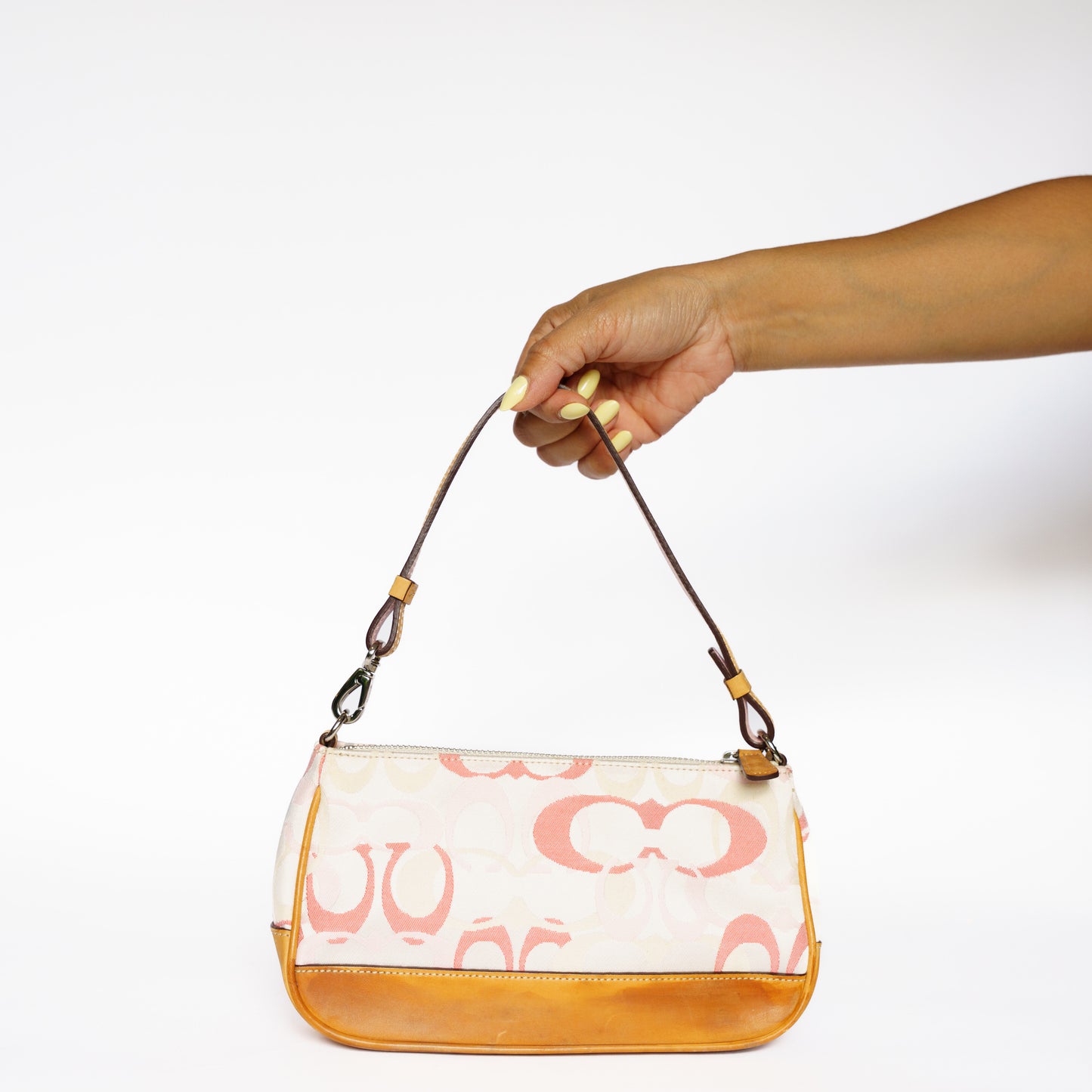 Coach Pochette in White Multicolor