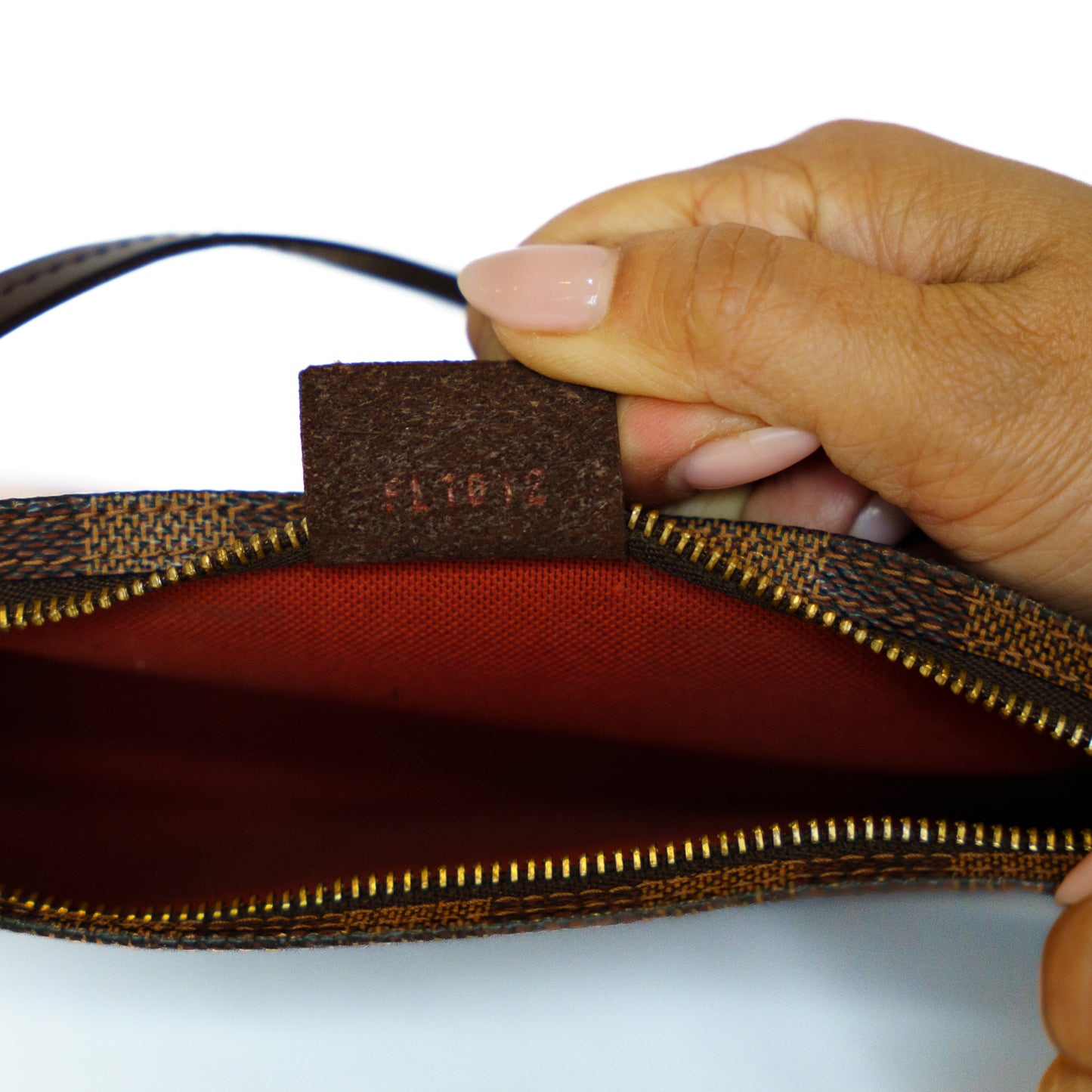 Louis Vuitton 2002 Navona Pochette in Damier Ebene Canvas FL1012