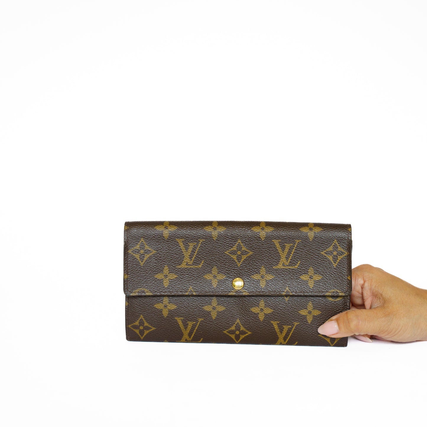 Louis Vuitton Sarah Wallet in Mongram Canvas  081025B243