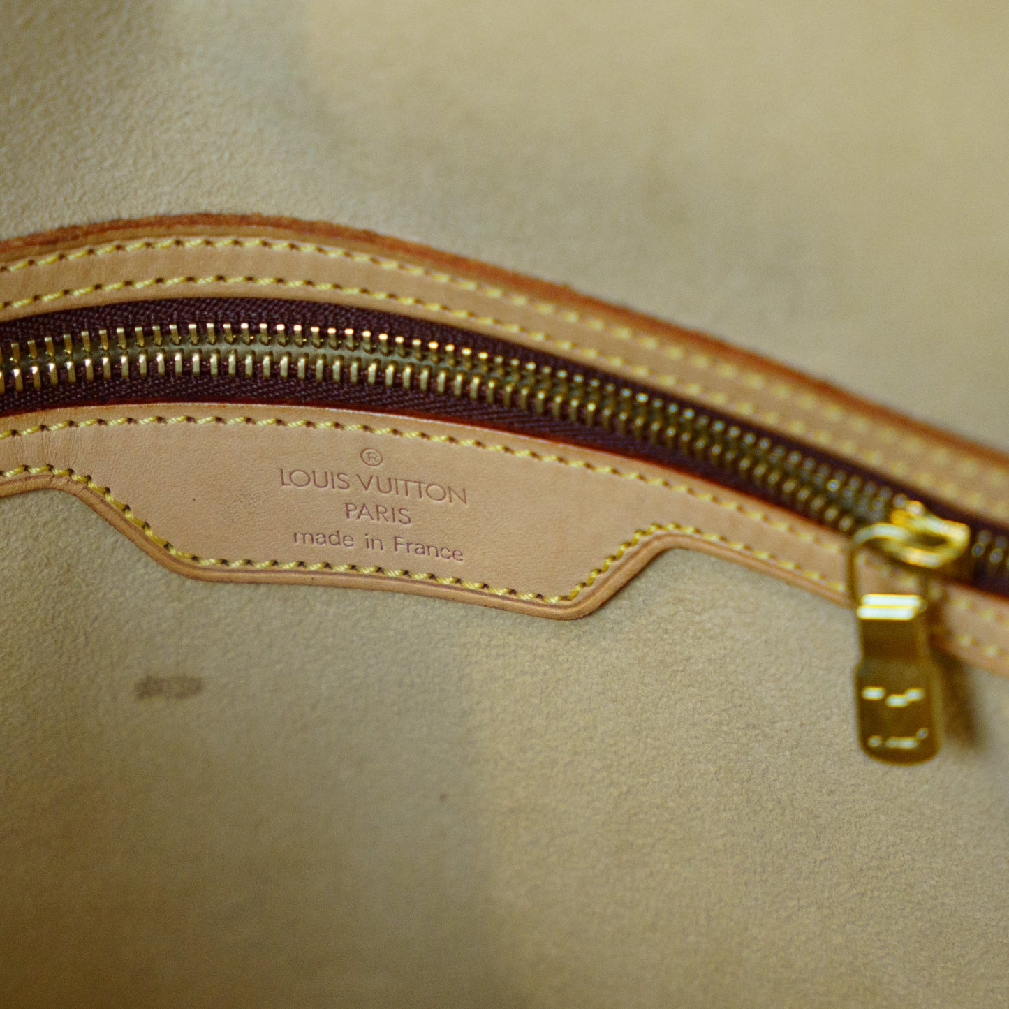 Louis Vuitton 2002 Babylone Shoulder Bag in Monogram Canvas MB0092