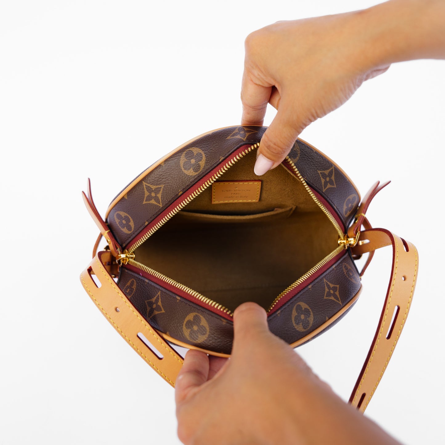 Louis Vuitton Boite Chapeau Souple MM in Monogram Canvas