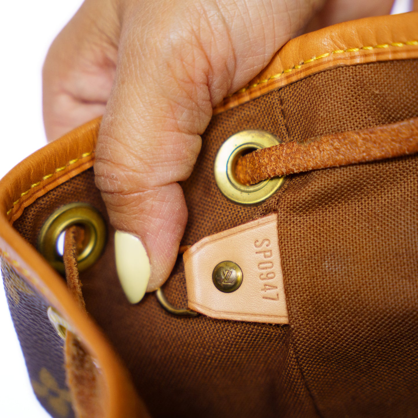 Louis Vuitton 1997 Monogram Montsouris SP0947