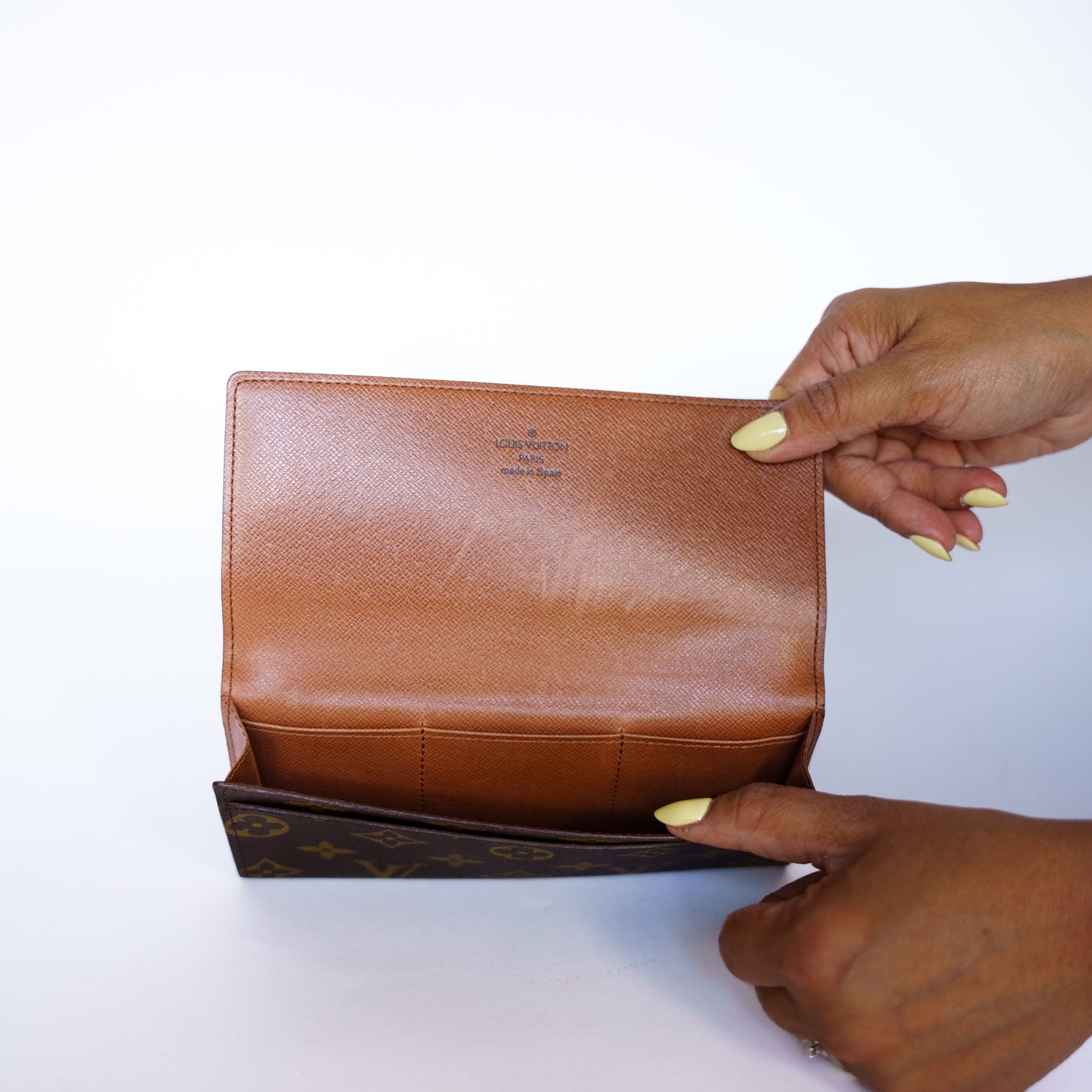 Preowned Louis Vuitton 1995 Monogram Wallet CA0975