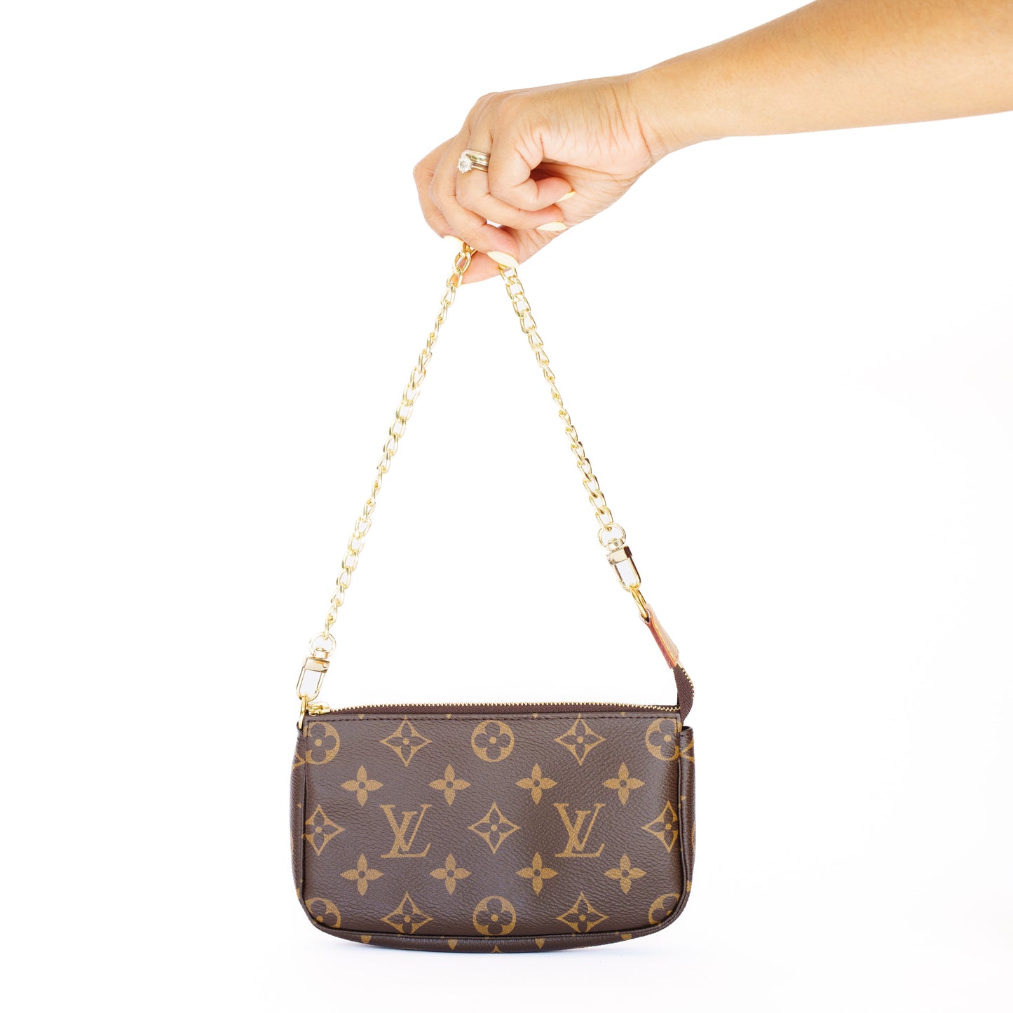 Louis Vuitton 2020 Monogram Bucket Pouch