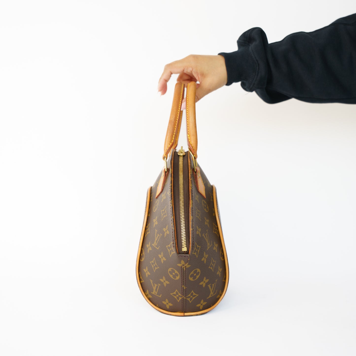 Louis Vuitton Ellipse PM in Monogram MI0020 050526B03