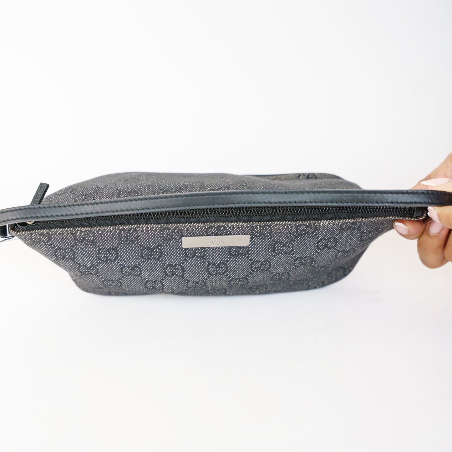Gucci Canvas Black Boat Bag 050526A02