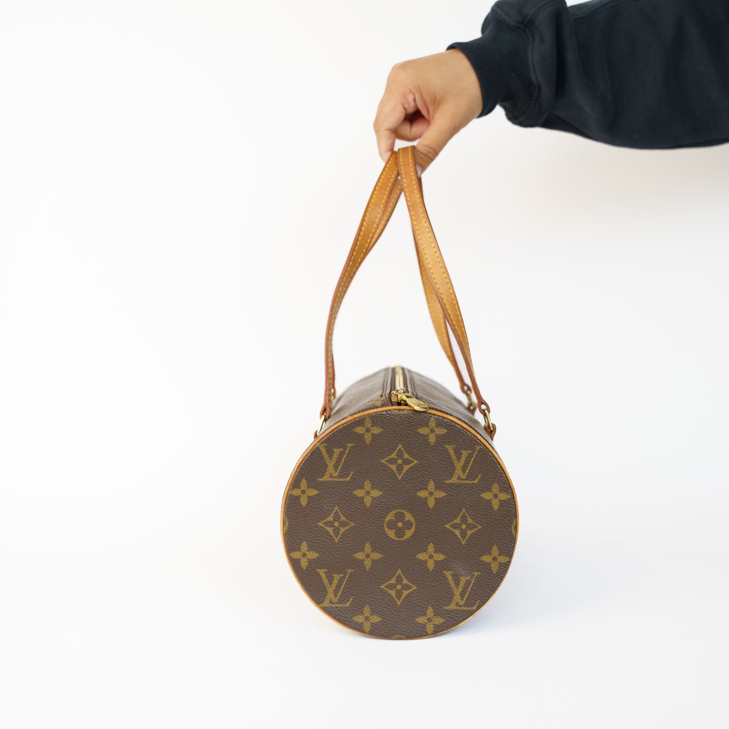 Louis Vuitton Papillon 30 in Monogram 050526Z02