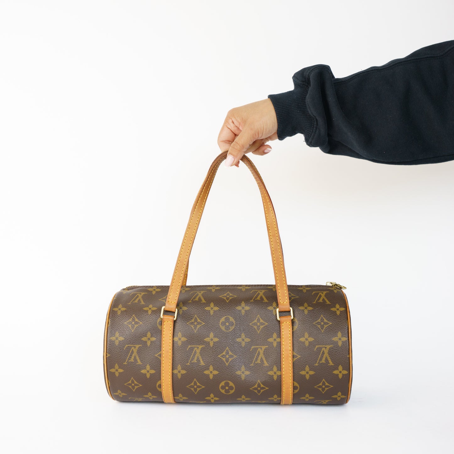 Louis Vuitton Papillon 30 in Monogram 050526Z02