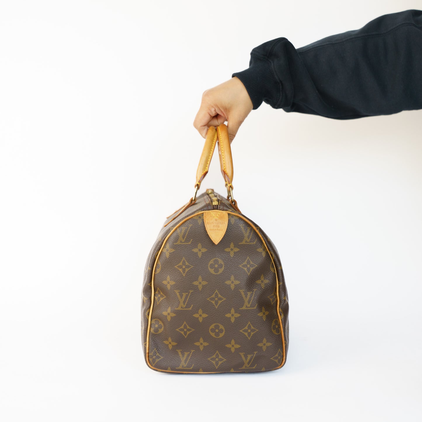Louis Vuitton Speedy 30 in Monogram TH0060 050526X02