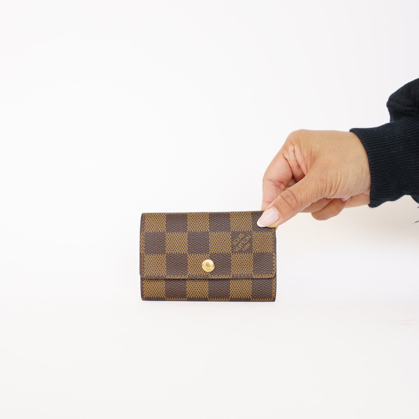 Louis Vuitton 6 Key Holder in Damier Ebene 050526B12