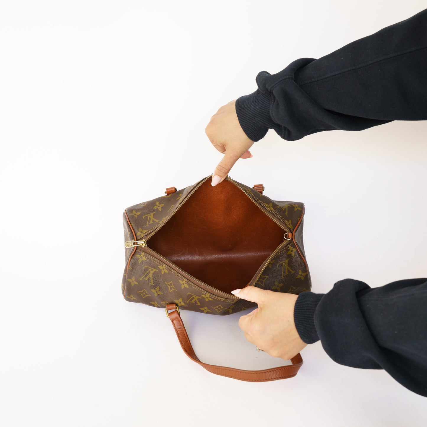 Louis Vuitton 1984 Papillon 30 in Monogram 842 050526X06