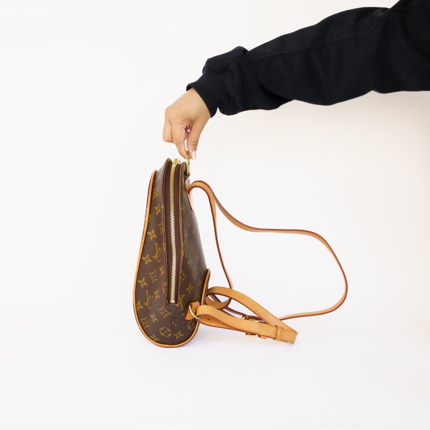 Louis Vuitton Ellipse Sac A Dos Backpack MI0022 050526B08