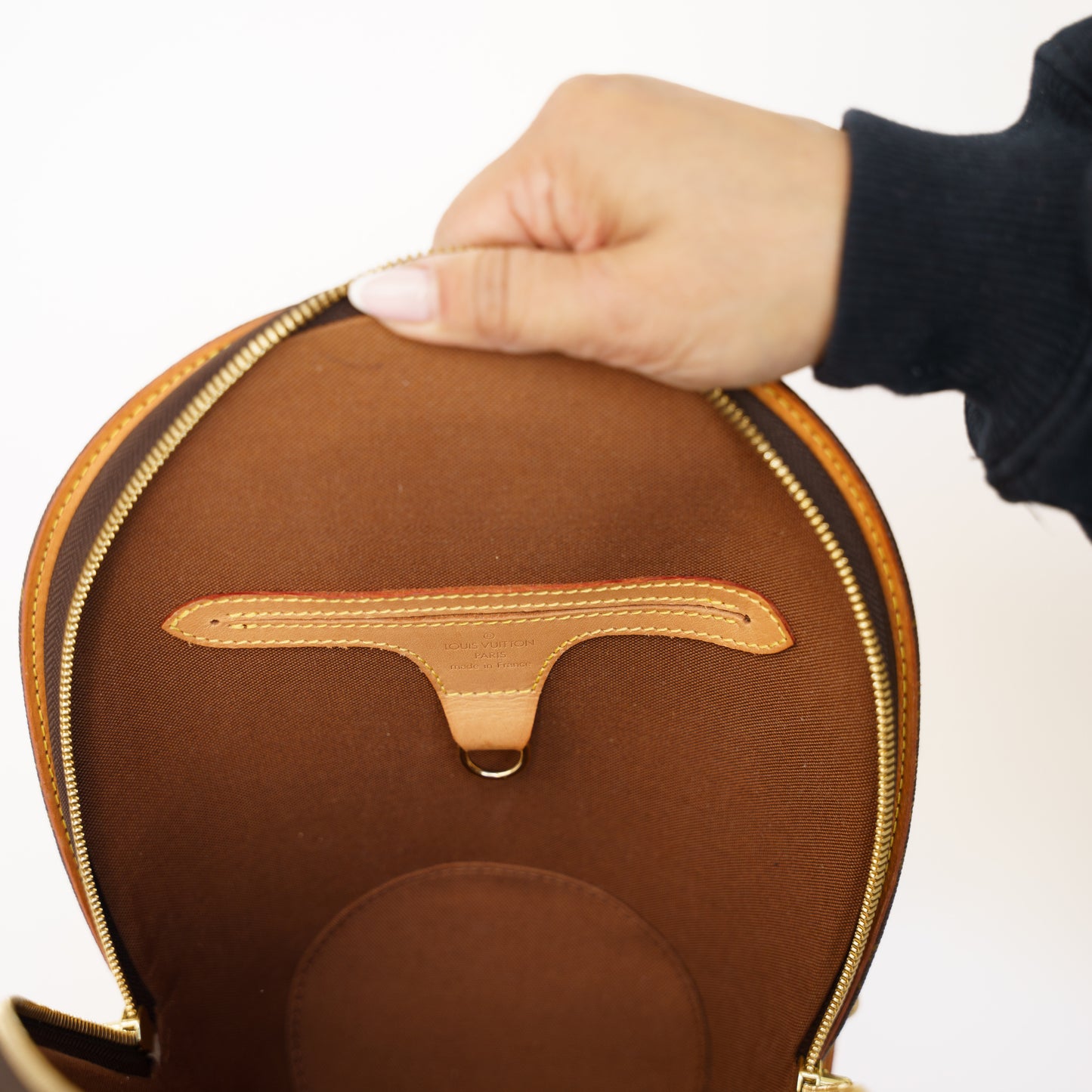 Louis Vuitton Ellipse Sac A Dos Backpack MI0022 050526B08
