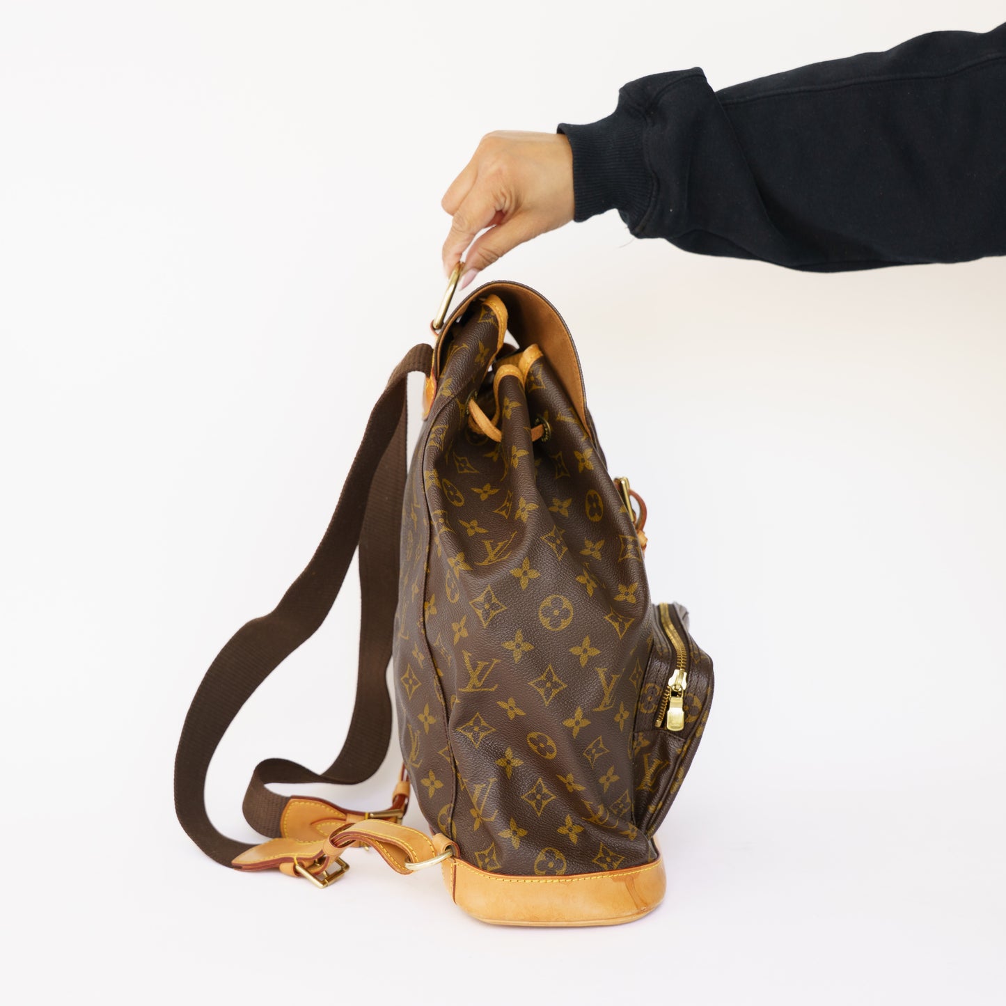 Louis Vuitton Montsouris GM Backpack 050526A03