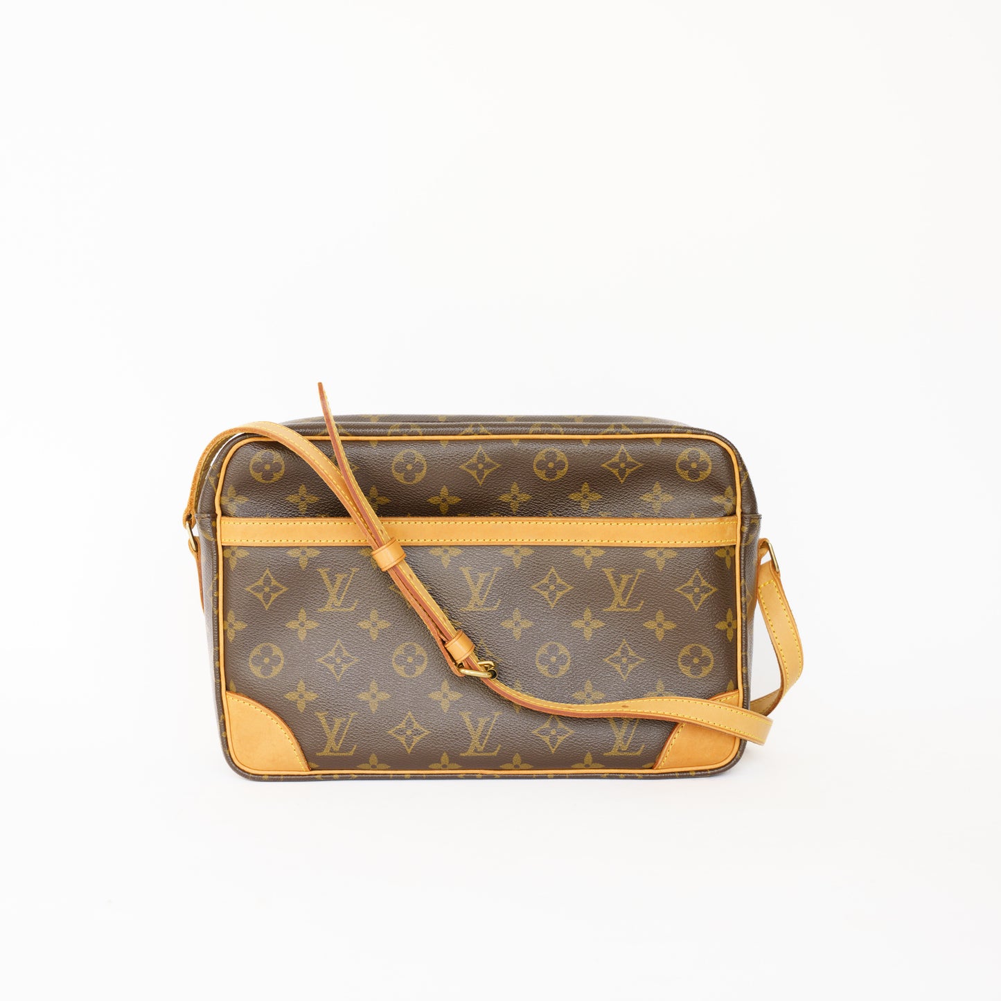 Louis Vuitton Trocadero 30 Monogram Crossbody MB0053 050526X04