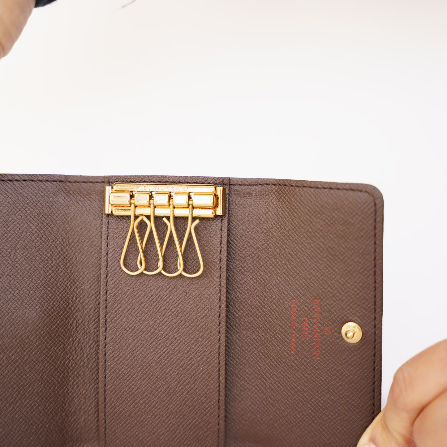 Louis Vuitton 4 Key Holder in Damier Ebene 050526A11