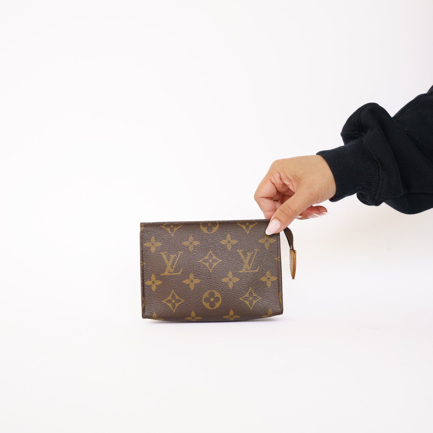 Louis Vuitton Toiletry Pouch 15 Monogram 050526Z15