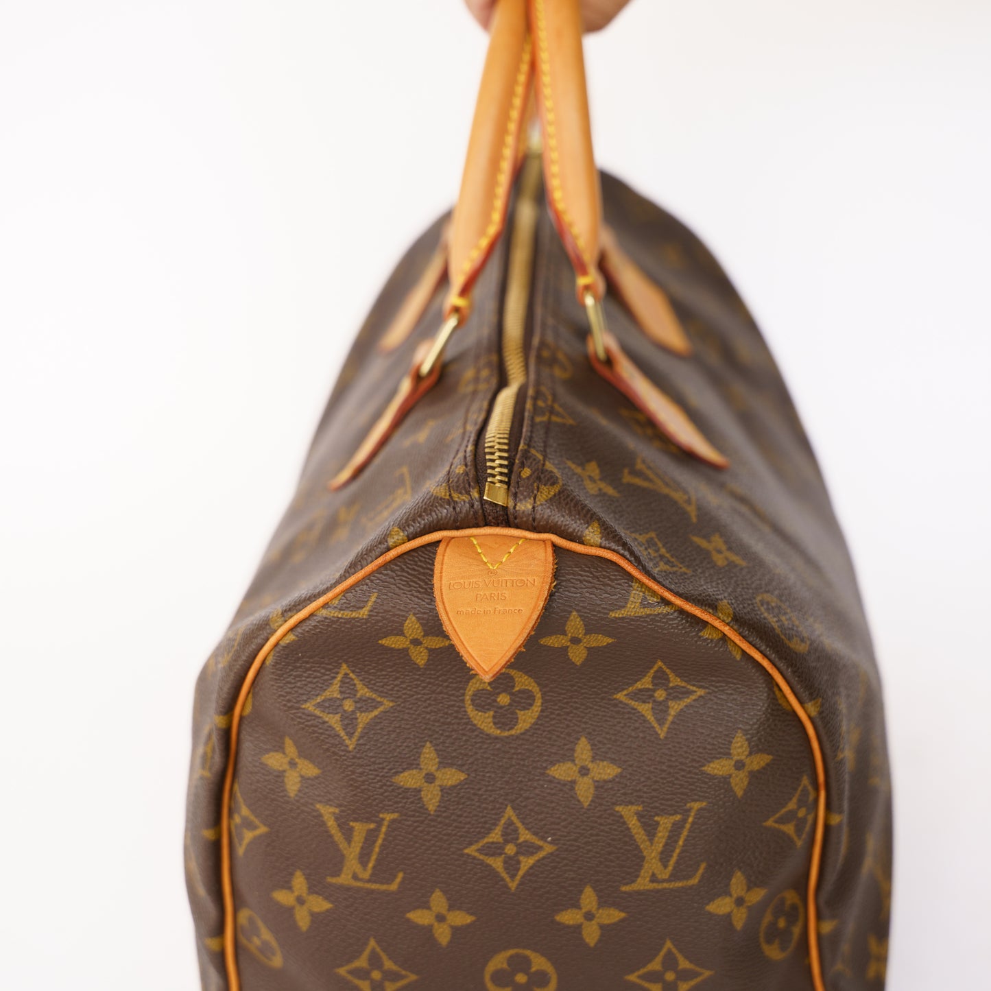 Louis Vuitton Speedy 35 in Monogram 050526Z13