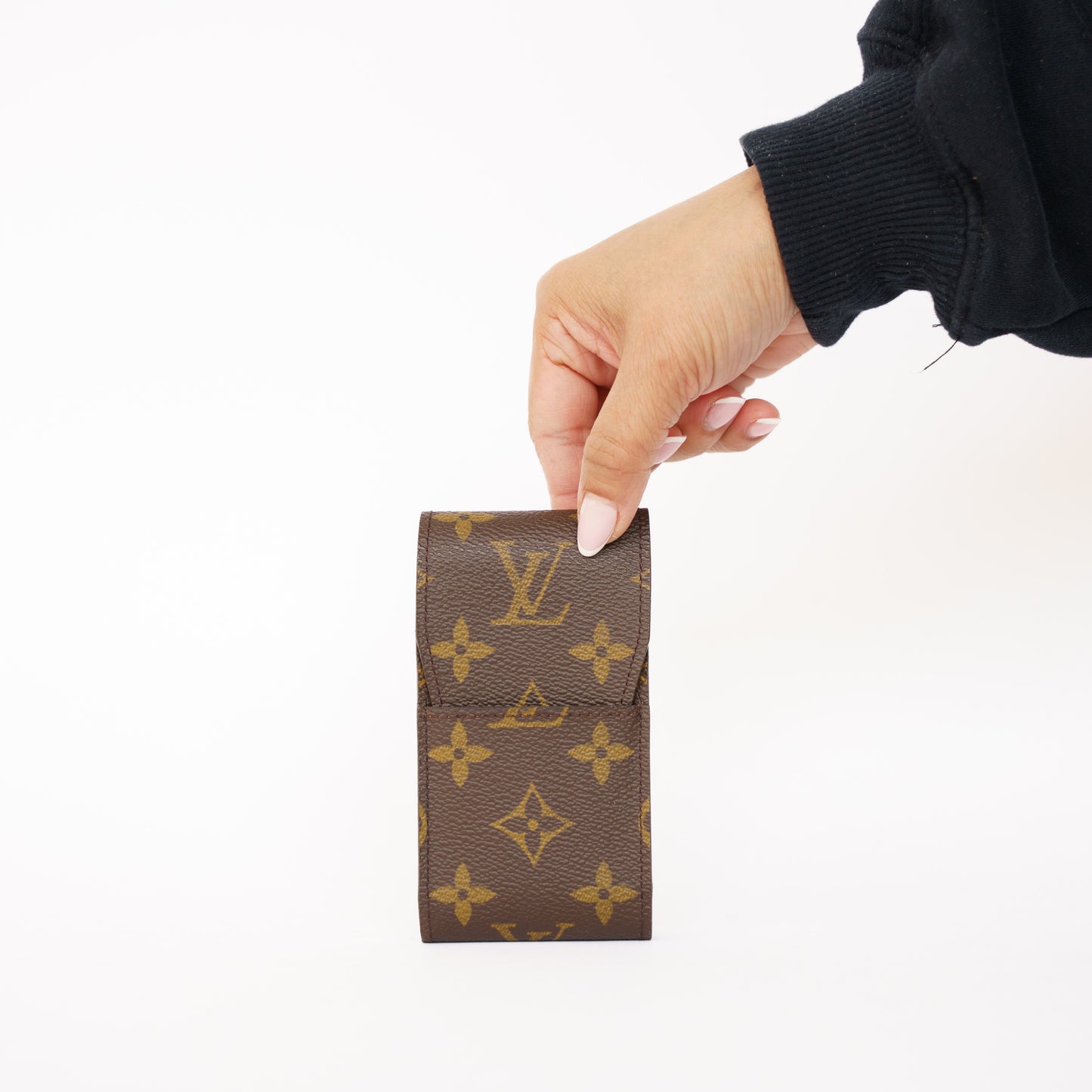 Louis Vuitton Etui Cigarette Case Tissue Holder in Monogram 050526B15
