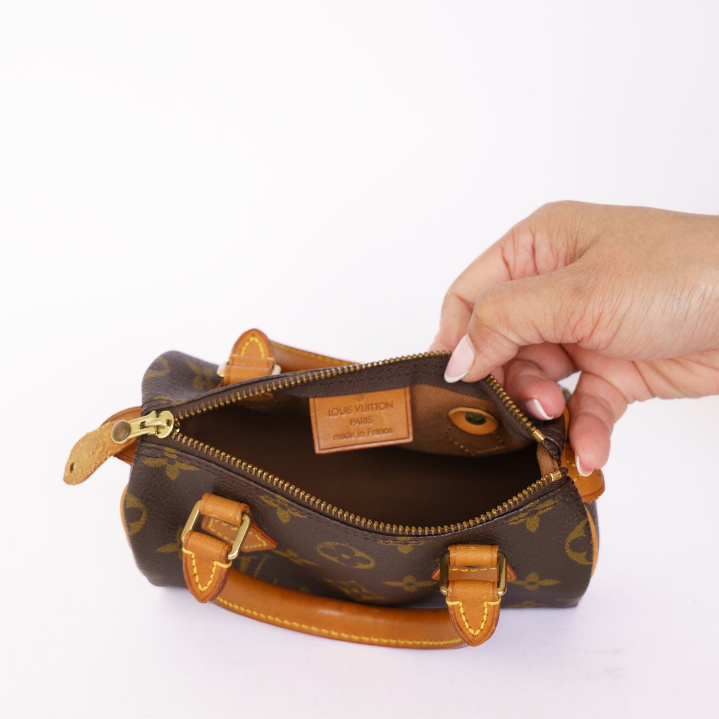 Louis Vuitton Mini Speedy in Monogram 050526Z08