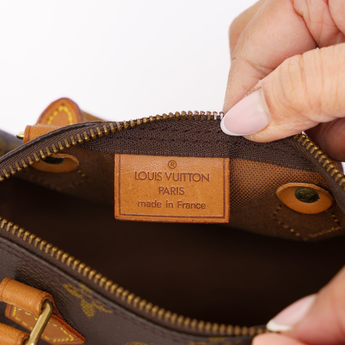 Louis Vuitton Mini Speedy in Monogram 050526Z08