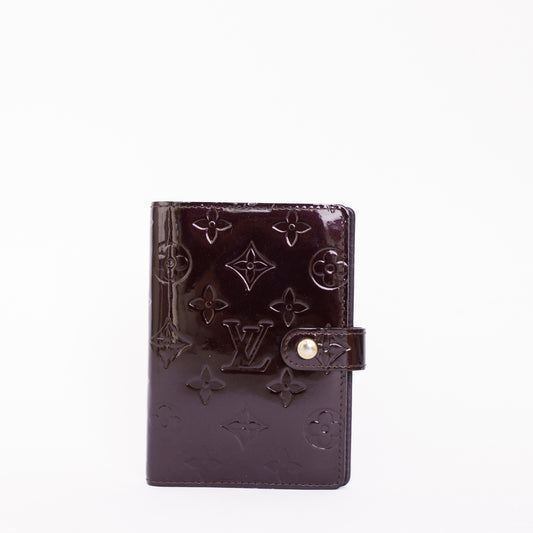 Louis Vuitton Agenda PM in Vernis Amarante CA3027 050526Z07