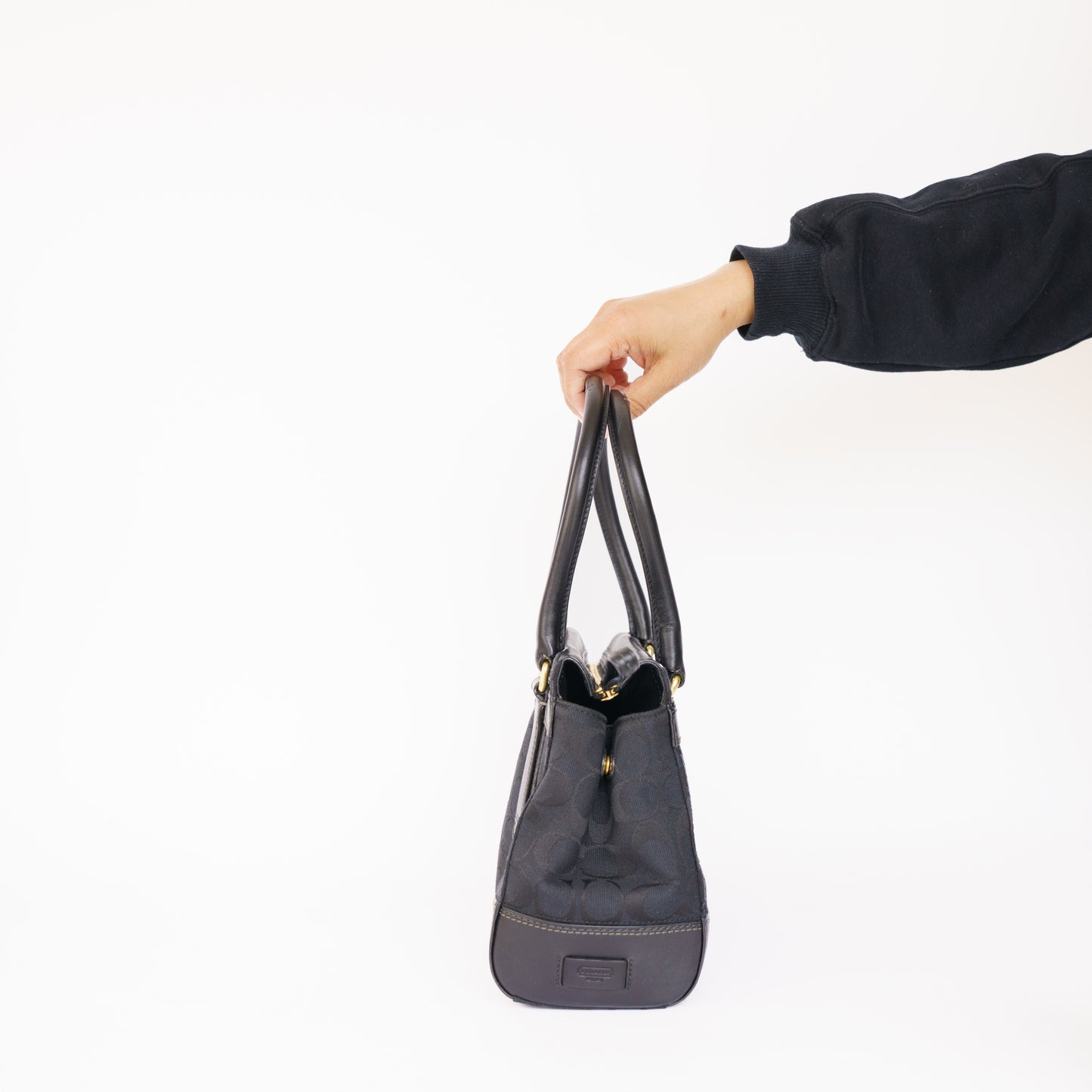 Coach Black Canvas Shoulder Bag 050526Z06