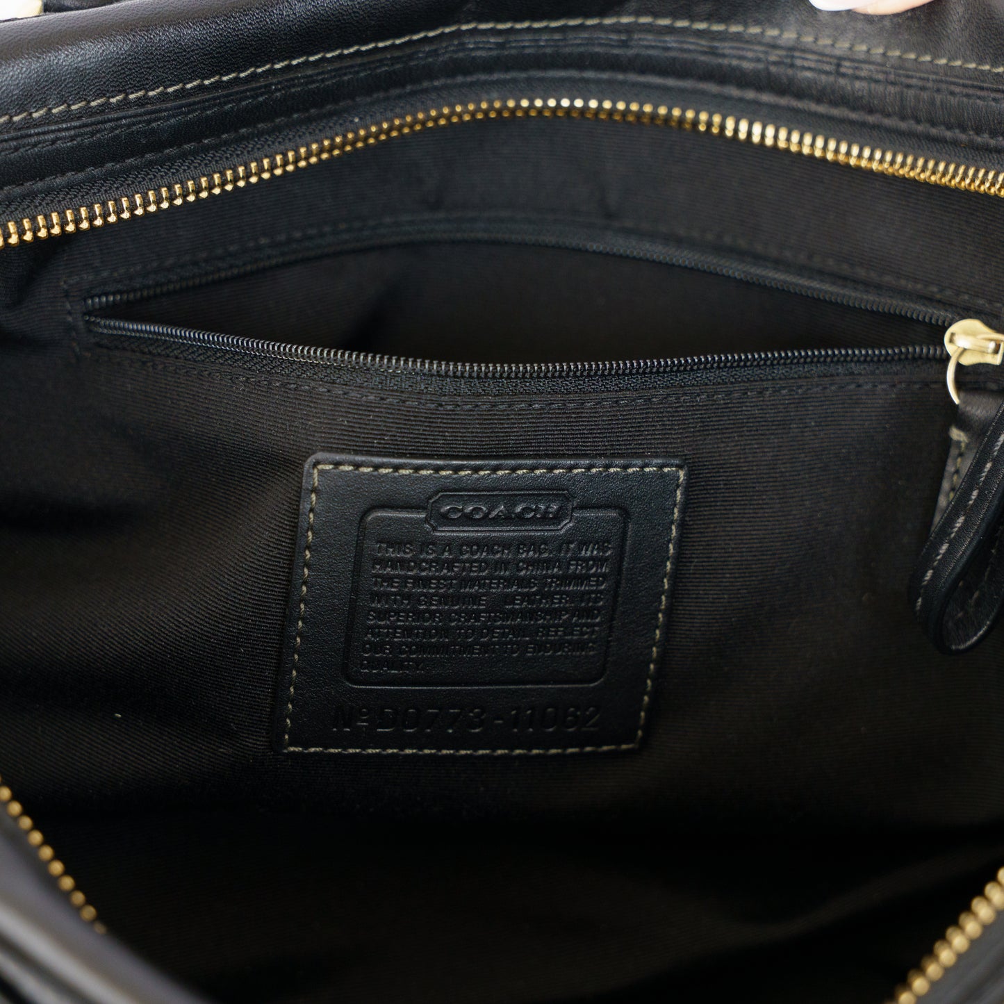 Coach Black Canvas Shoulder Bag 050526Z06