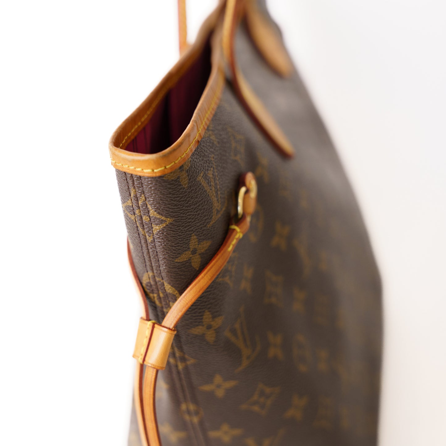 Louis Vuitton Neverfull MM in Fuschia Interior 050226B88