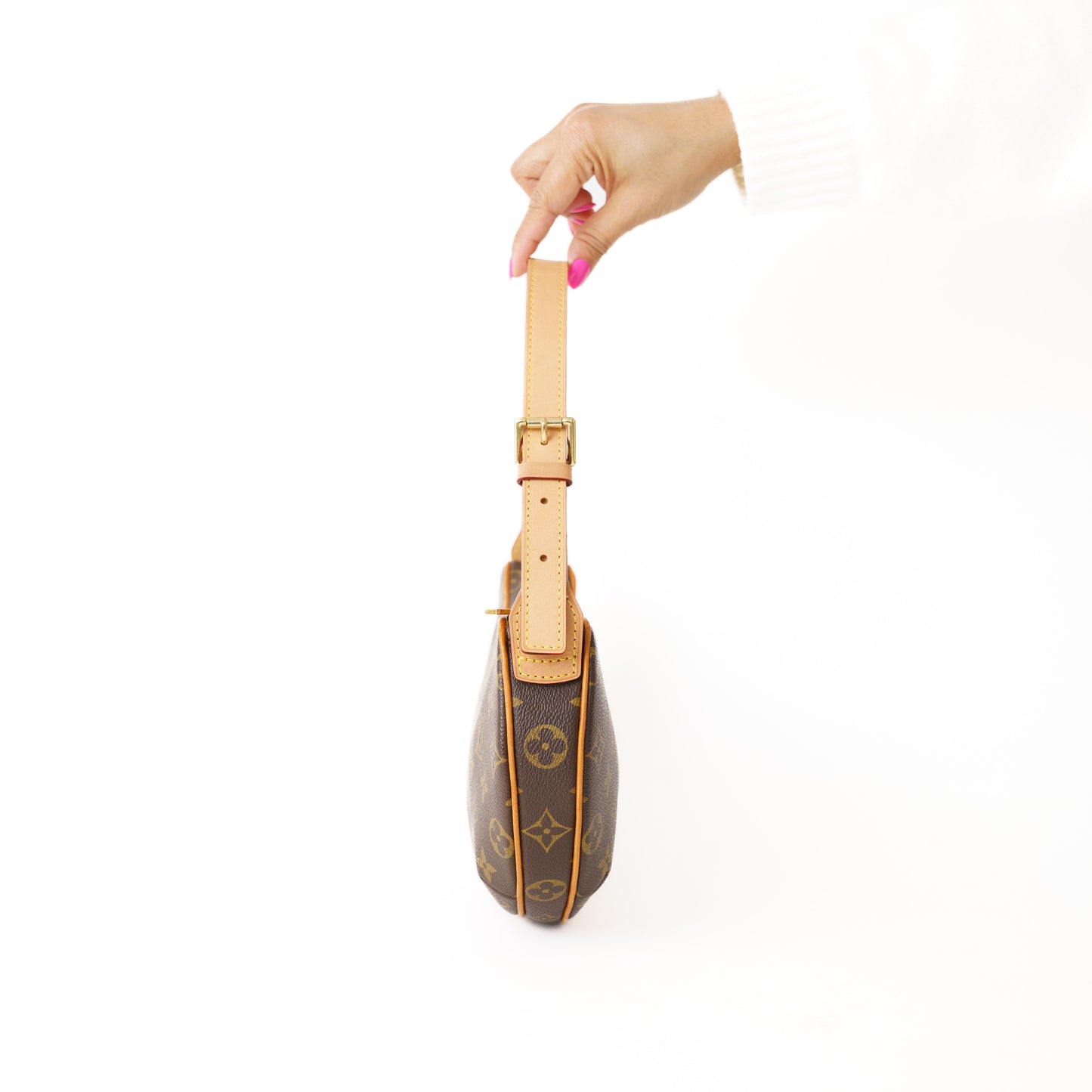 Louis Vuitton Croissant PM Bag in Monogram 060125B07