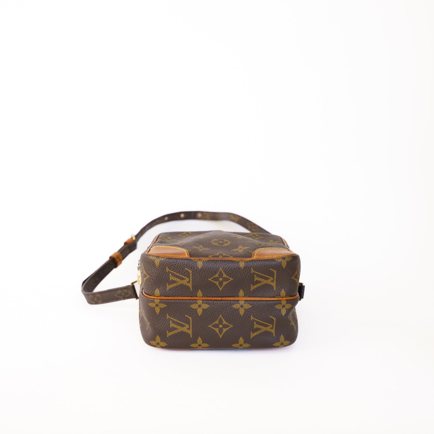 Louis Vuitton Amazon Monogram TH0070 050326B11