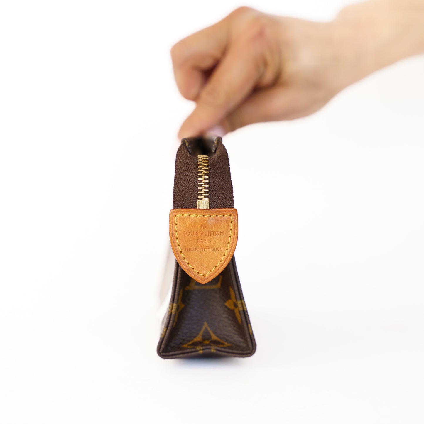 Louis Vuitton Toiletry Pouch 15 DU0171 050326B18