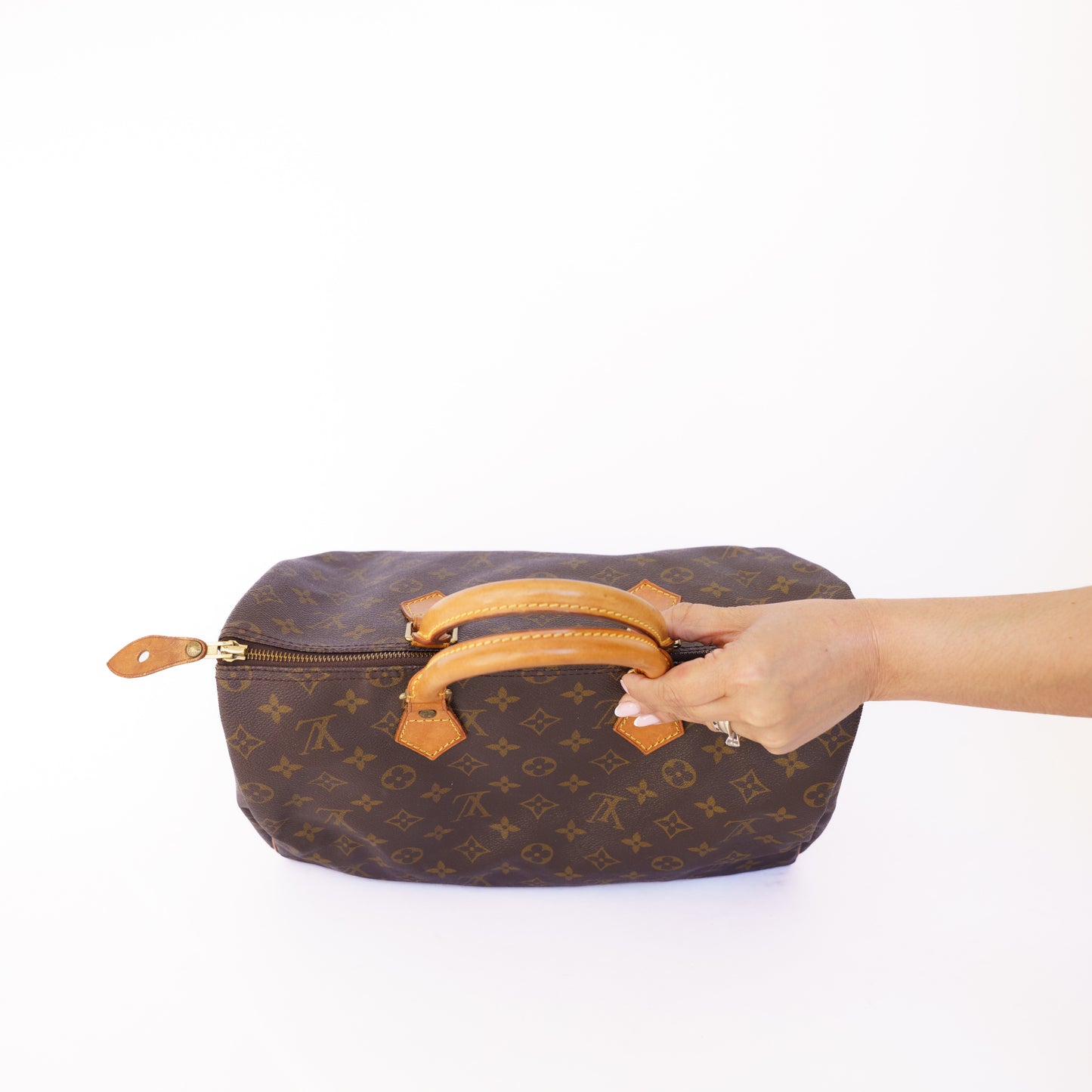Louis Vuitton Speedy 35 in Monogram SP0954 050326N21