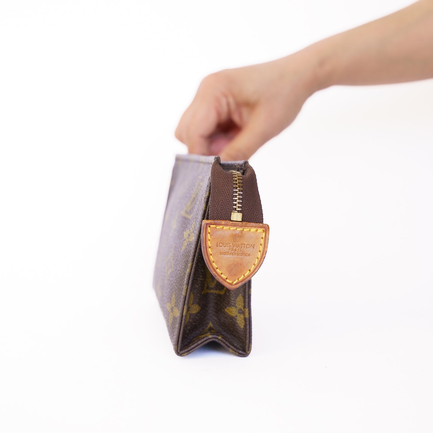 Louis Vuitton 1989 Toiletry Pouch 15 in Monogram 050326N07