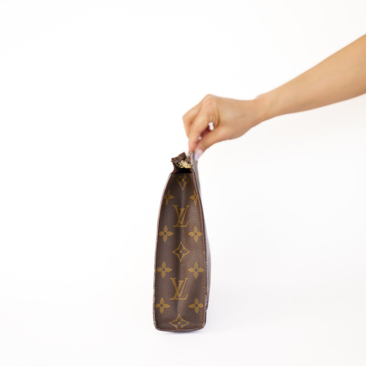 Louis Vuitton Toiletry Pouch 26 Monogram AN1910 050326B04
